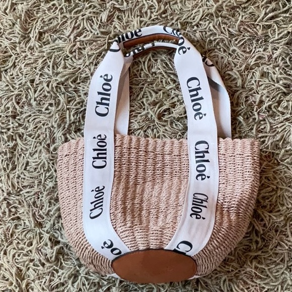 Handbags - Gorgeous Raffia Tote 🛍️